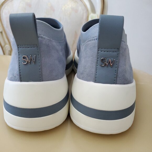 Stuart Weitzman Suede Slip On Sneakers in Dove Tail Blue Size 9 - Picture 7 of 15
